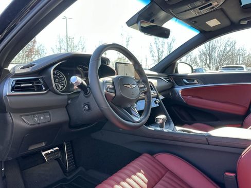 Used 2025 Genesis G70 2.5T w/ Sport Prestige Package image 15