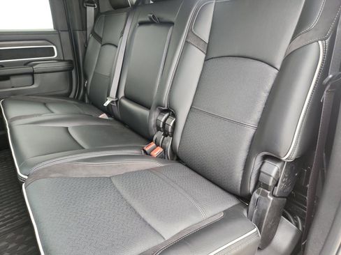 New 2026 RAM 3500 Laramie AWD/4WD image 23