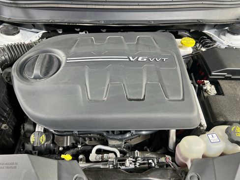 Used 2022 Jeep Cherokee Limited w/ Elite Package image 30