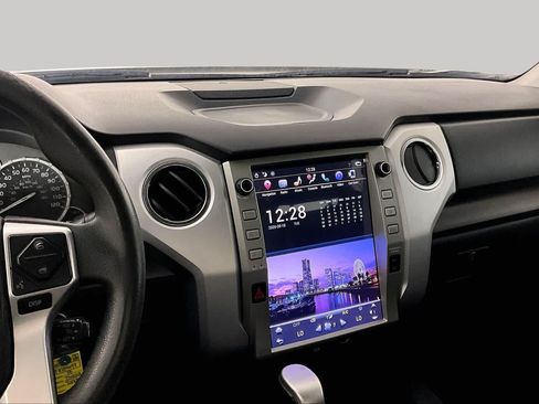 Used 2015 Toyota Tundra SR5 w/ SR5 Upgrade Package RWD image 6