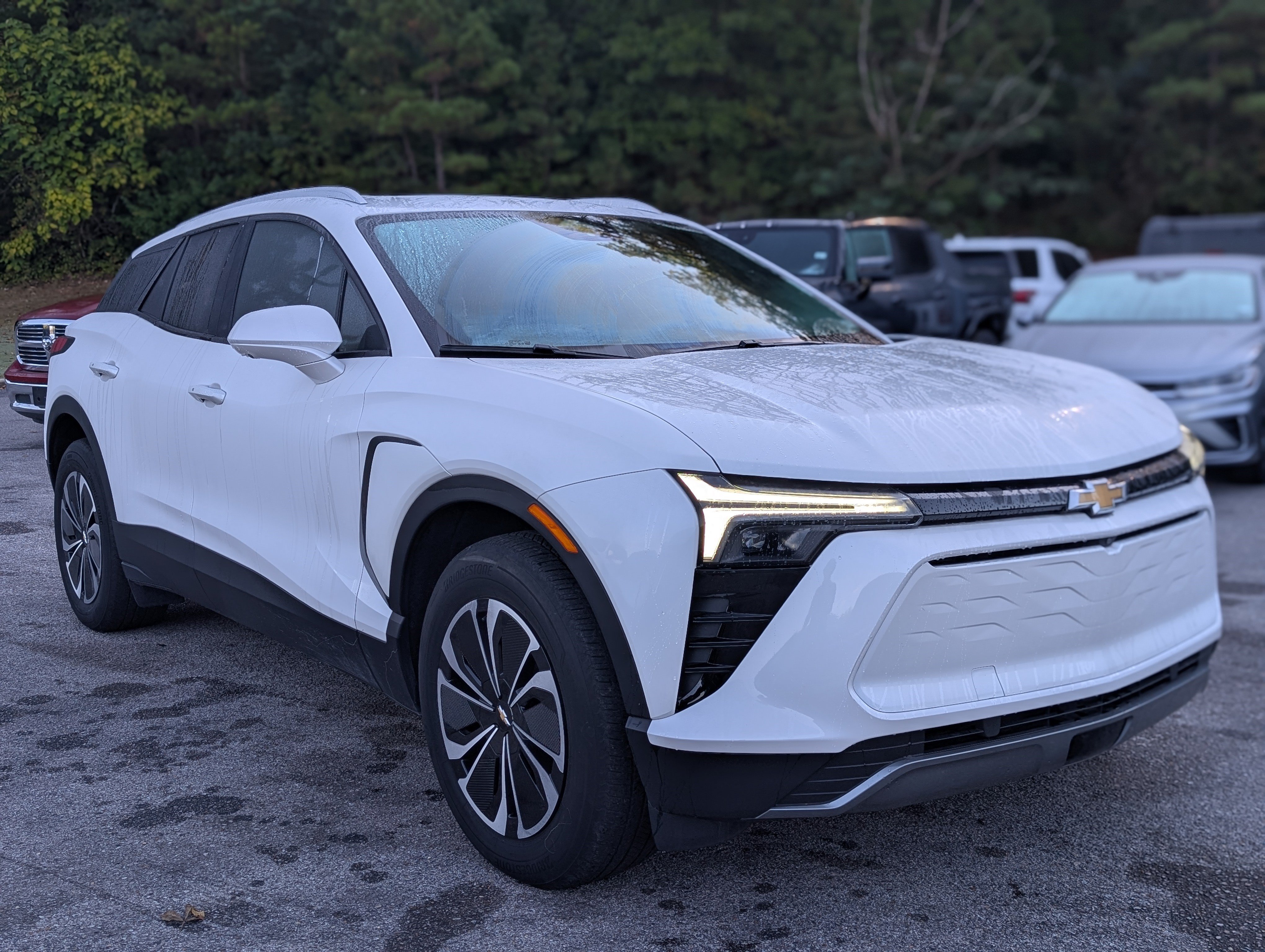 Used 2024 Chevrolet Blazer EV LT AWD/4WD image 11