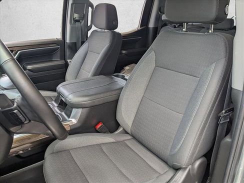 Used 2023 Chevrolet Silverado 1500 RST w/ Z71 Off-Road Package AWD/4WD image 15