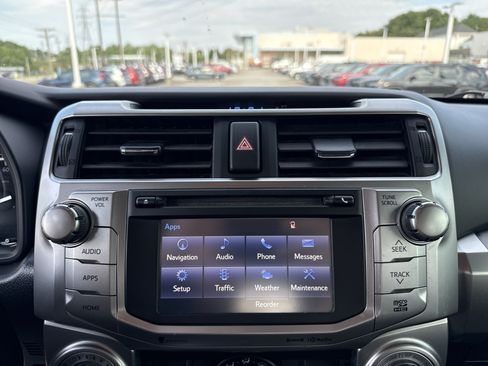 Used 2019 Toyota 4Runner SR5 AWD/4WD image 24