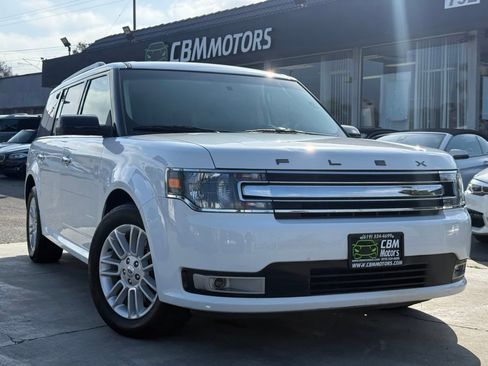 Used 2019 Ford Flex SEL w/ Equipment Group 202A image 2