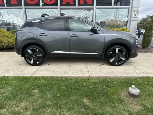 New 2026 Nissan Kicks SR w/ Cold Weather Package image 5