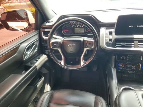 Used 2021 Chevrolet Tahoe Z71 w/ Rear Media and Nav Package AWD/4WD image 10