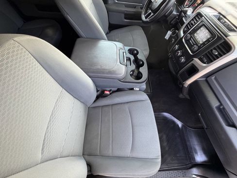 Used 2017 RAM 2500 SLT image 13