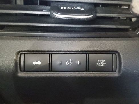 Used 2021 Nissan Altima 2.5 SR image 29