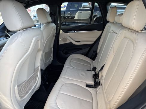 Used 2017 BMW X1 xDrive28i image 7