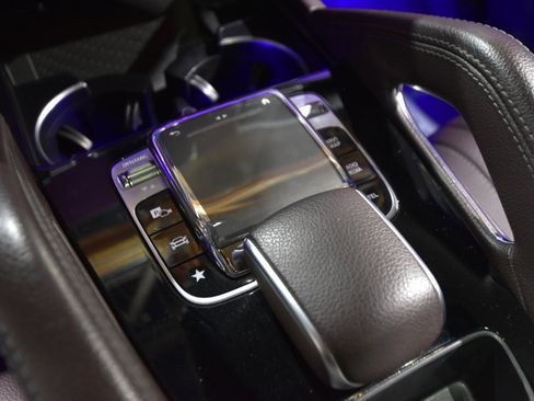 Used 2020 Mercedes-Benz GLE 350 4MATIC image 39