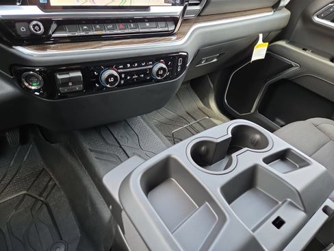 New 2026 Chevrolet Silverado 1500 RST w/ RST Select Package AWD/4WD image 25