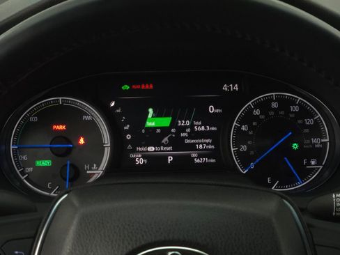 Used 2021 Toyota Venza XLE image 24