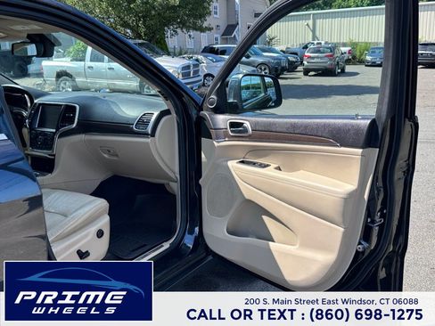 Used 2014 Jeep Grand Cherokee Limited AWD/4WD image 16