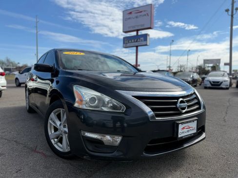 Used 2013 Nissan Altima 2.5 SV image 1