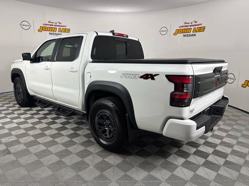 New 2026 Nissan Frontier PRO-4X w/ Pro-4x Convenience Package image 3