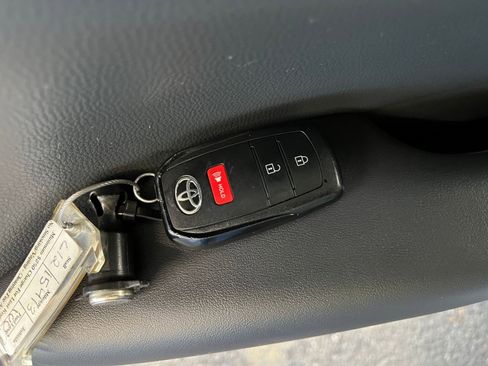 Used 2025 Toyota Prius LE image 23