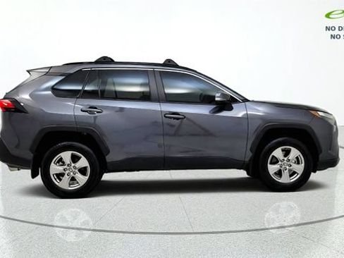 Used 2023 Toyota RAV4 XLE w/ Convenience Package FWD image 10
