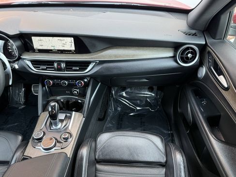 Used 2018 Alfa Romeo Stelvio Ti Sport image 26