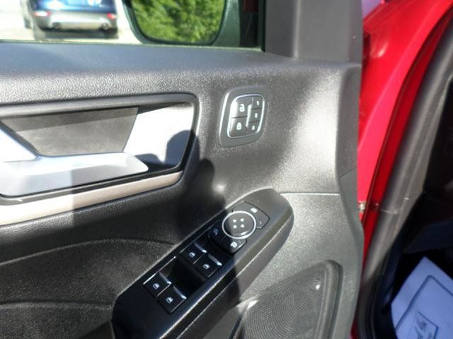 Used 2022 Ford Escape SEL w/ Technology Package AWD/4WD image 29
