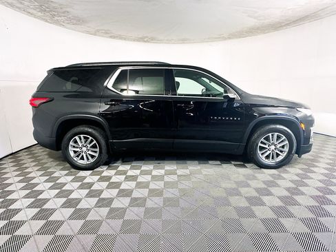Used 2023 Chevrolet Traverse LT w/ LPO, Cargo Package AWD/4WD image 2