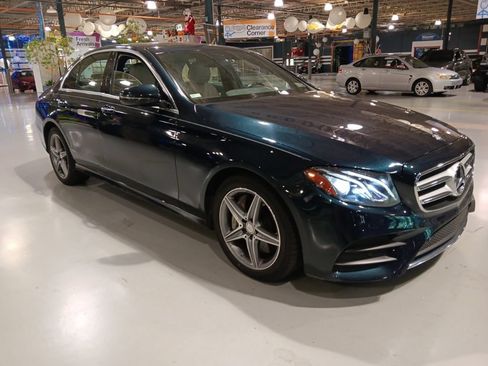 Used 2017 Mercedes-Benz E 300 4MATIC image 1