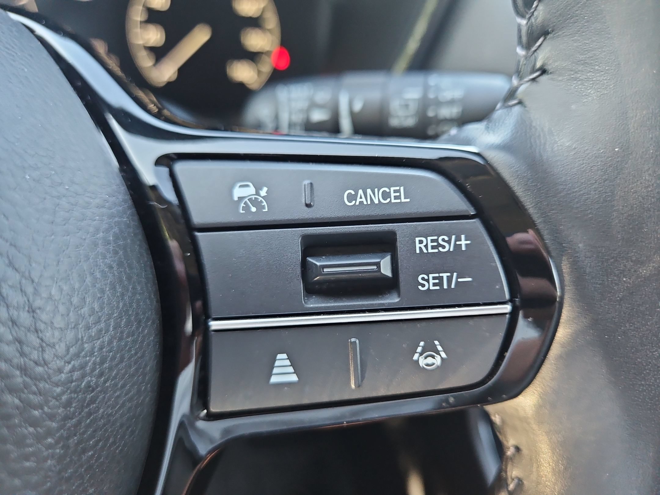 Used 2025 Honda CR-V EX-L image 29