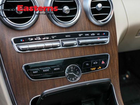 Used 2021 Mercedes-Benz C 300 4MATIC Sedan image 33