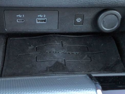 Used 2023 Mitsubishi Outlander SEL FWD image 23