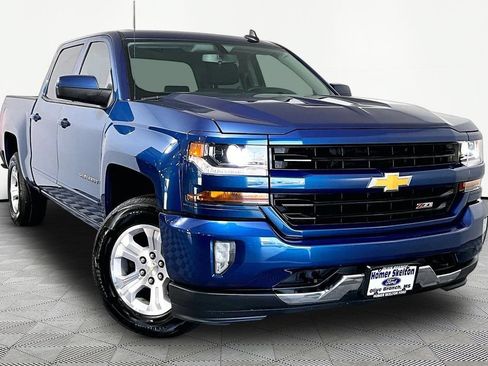 Used 2018 Chevrolet Silverado 1500 LT w/ All Star Edition AWD/4WD image 1