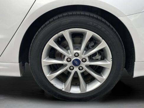 Used 2017 Ford Fusion S FWD image 33