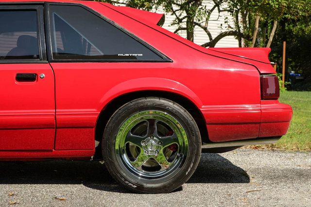 Used 1992 Ford Mustang LX RWD image 3