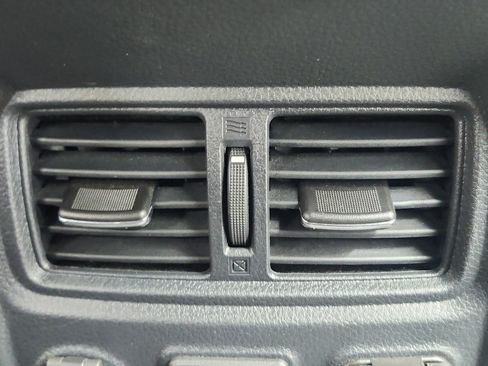 Used 2024 Nissan Titan PRO-4X w/ Pro-4x Convenience Package AWD/4WD image 42