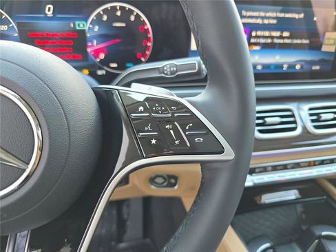 New 2026 Mercedes-Benz GLE 450 4MATIC image 32
