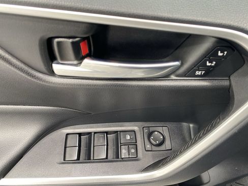 Used 2019 Toyota RAV4 XLE Premium w/ Advanced Technology Package image 13