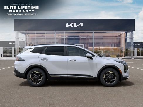 New 2026 Kia Sportage EX w/ EX Panorama Roof Package FWD image 8
