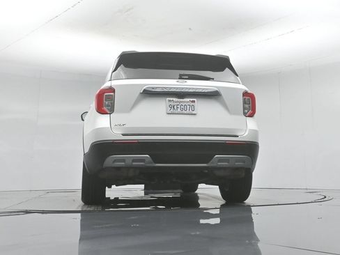 Certified 2023 Ford Explorer XLT w/ Equipment Group 202A RWD image 54