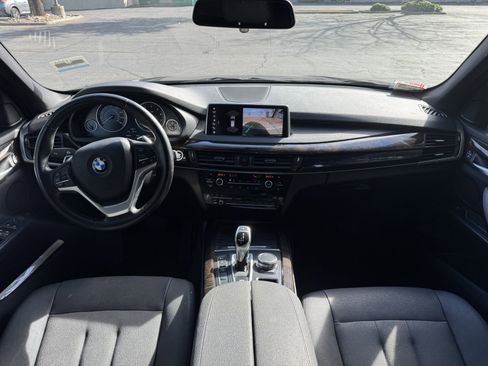 Used 2018 BMW X5 sDrive35i w/ M Sport Package RWD image 12