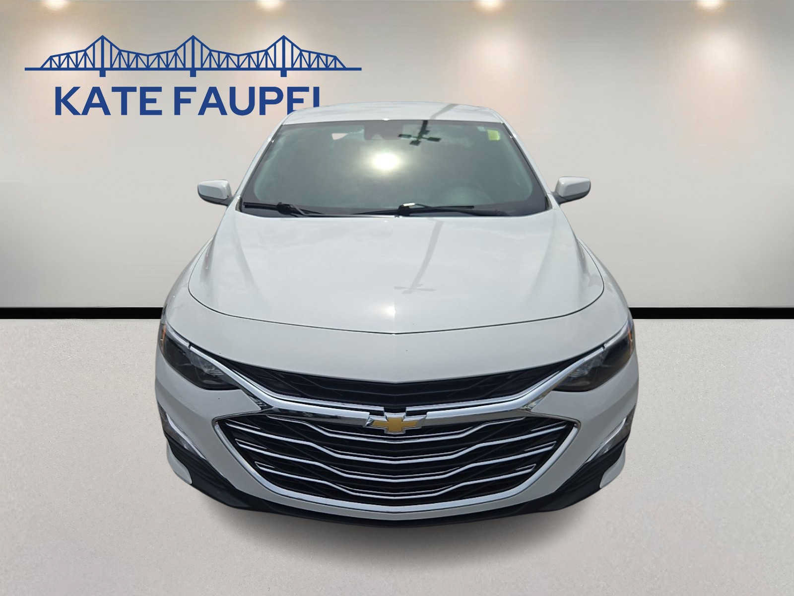 Used 2024 Chevrolet Malibu LS w/ Driver Confidence Package FWD image 2