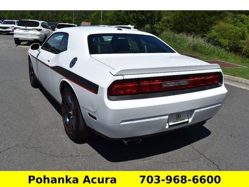 Used 2014 Dodge Challenger R/T Plus RWD image 5