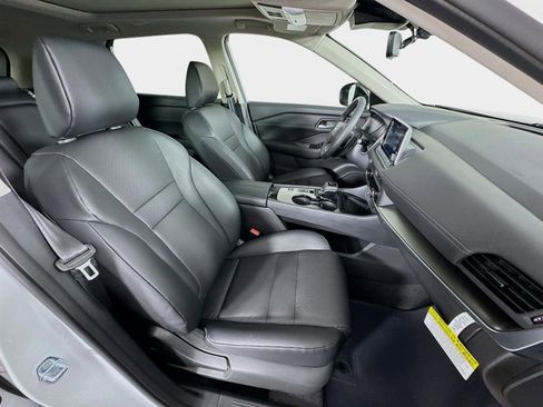 New 2026 Nissan Rogue SV FWD image 28