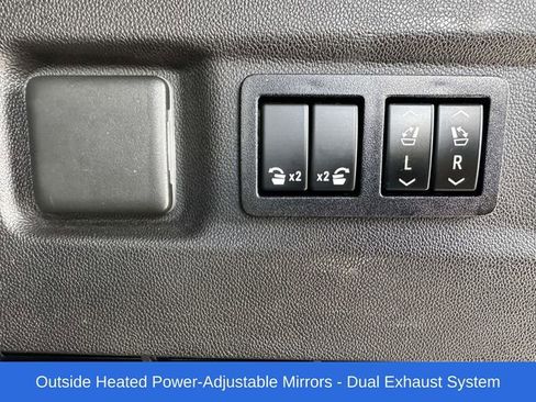 Used 2021 Chevrolet Suburban High Country image 20