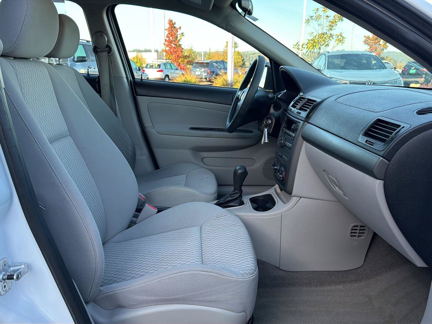 Used 2009 Chevrolet Cobalt LT w/ Preferred Equipment Group FWD image 9