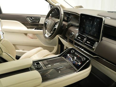 Used 2019 Lincoln Navigator Black Label image 52