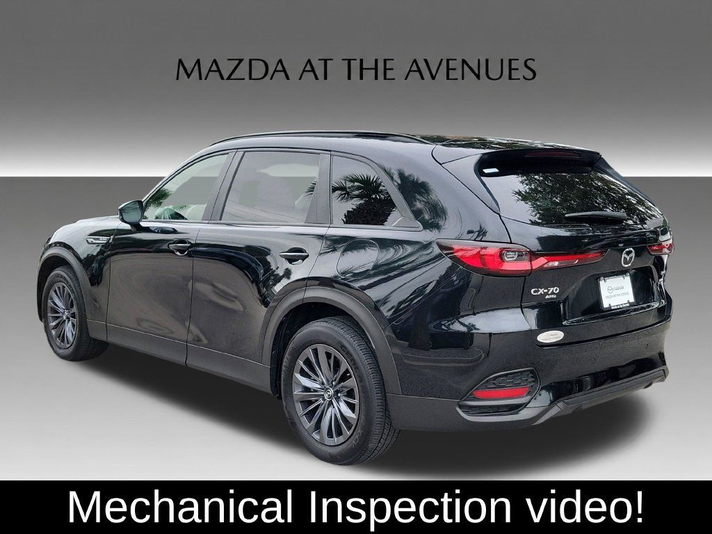 Used 2025 MAZDA CX-70 3.3 Turbo w/ Preferred Package AWD/4WD image 5
