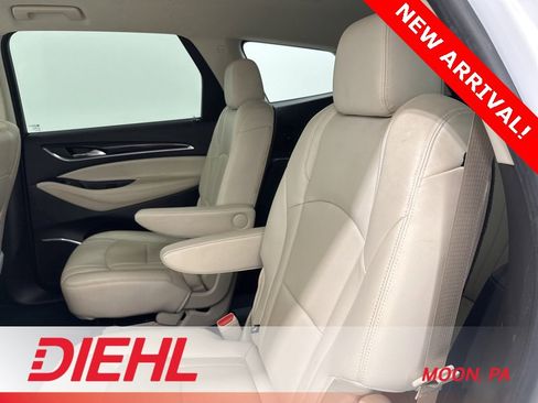 Used 2023 Buick Enclave Essence w/ Sport Touring Edition image 20