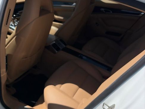 Used 2013 Porsche Panamera 4 Platinum Edition AWD/4WD image 5