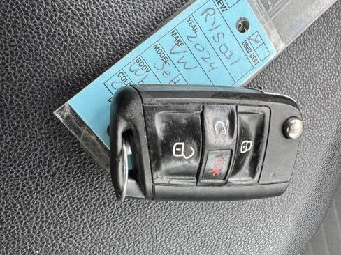 Used 2024 Volkswagen Jetta S FWD image 33