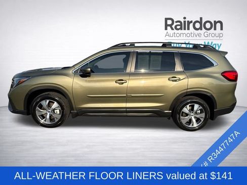 Used 2024 Subaru Ascent Premium w/ Convenience Package AWD/4WD image 4
