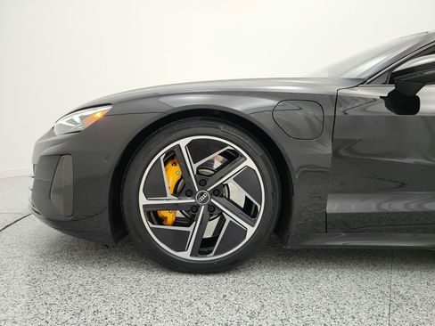 Used 2024 Audi RS e-tron GT image 17