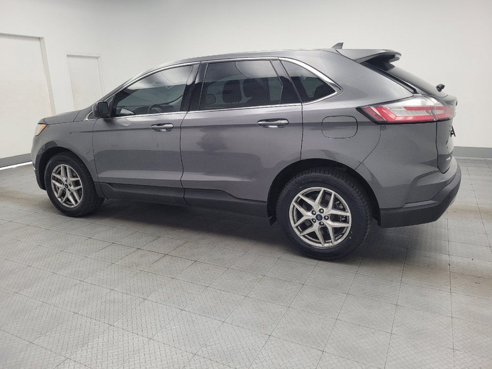Used 2022 Ford Edge SEL w/ Convenience Package AWD/4WD image 3